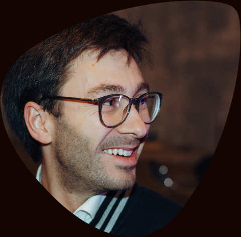 Beni, Drummer & Cowbell-König.